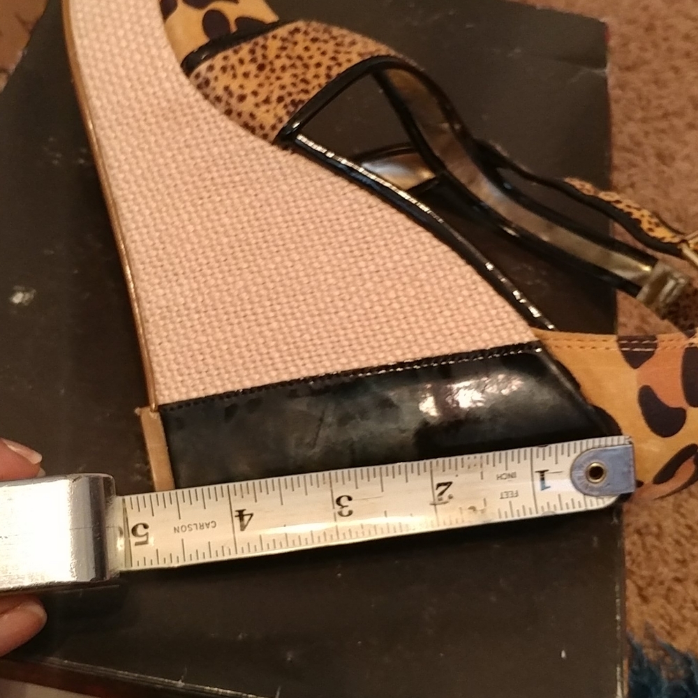 Wedge Heels - Picture 8 of 14